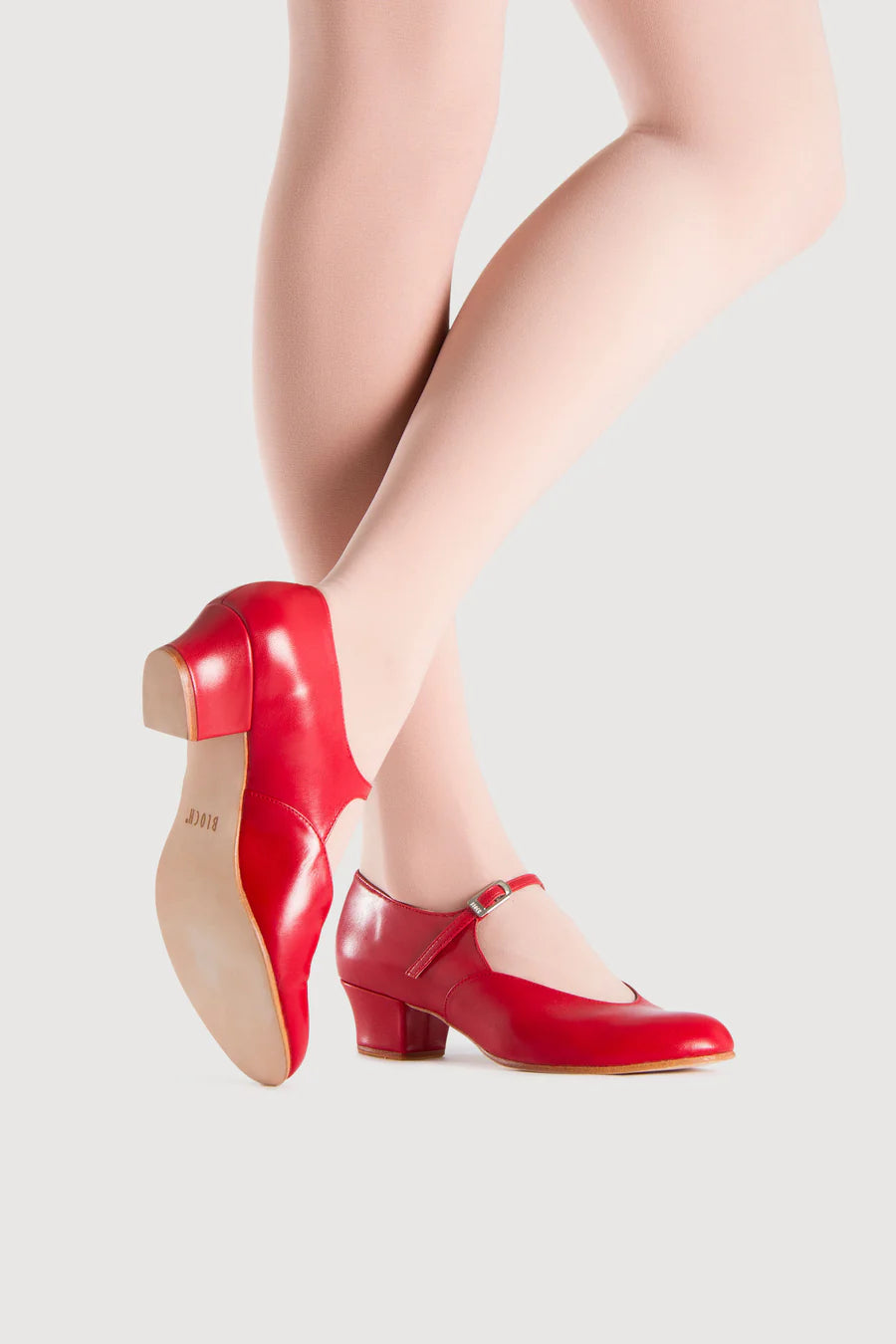 S0303 Showstopper - Red Leather