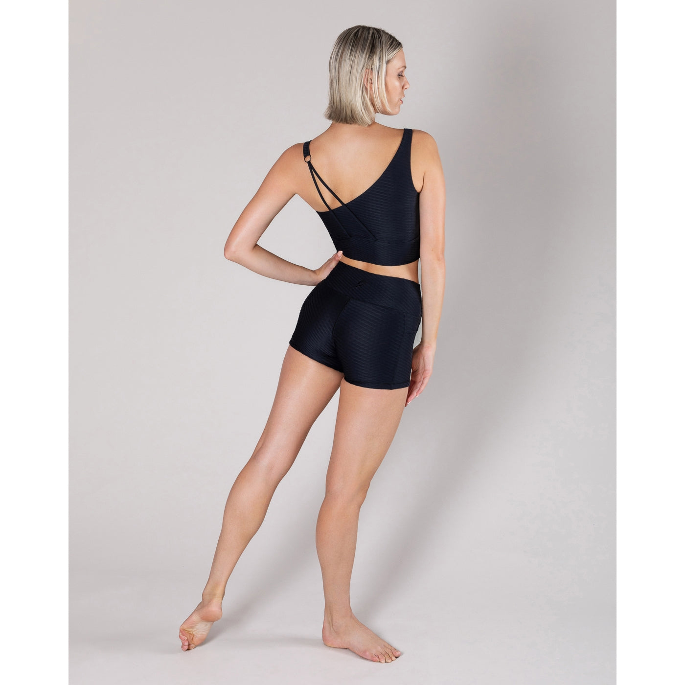 Madison Pocket Short - Adult