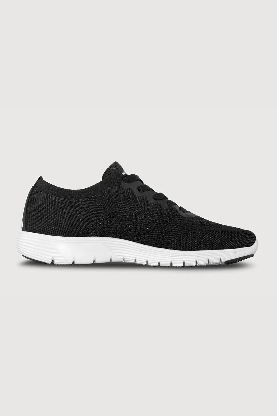 S0926L Omnia Lifestyle Dance Sneaker - Black