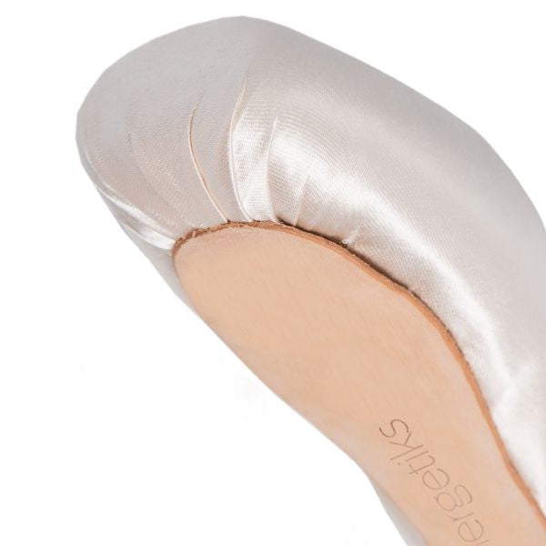 Lucelle Pointe Shoe - Flexible Soft